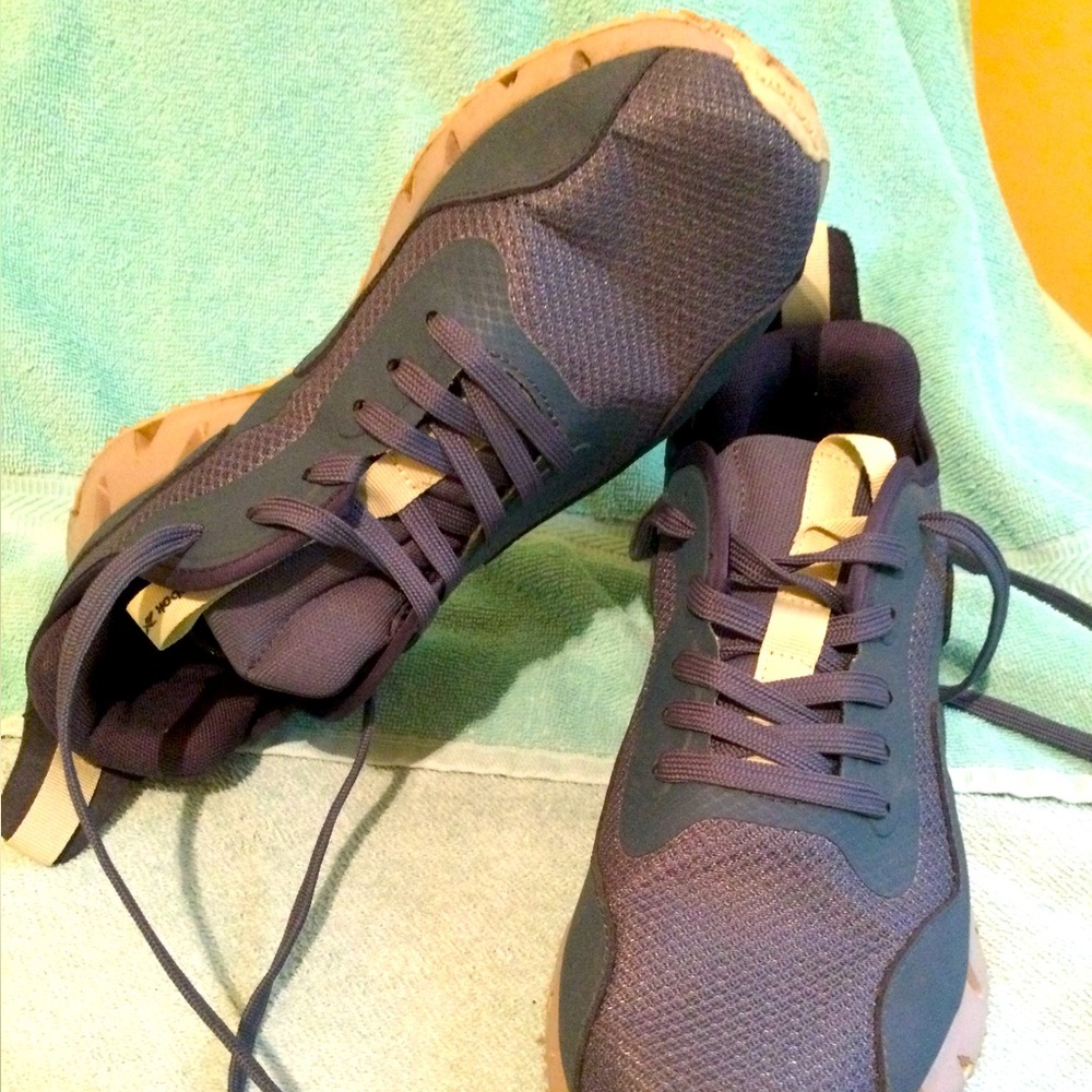 Men's Blue Athletic Shoes